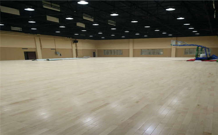 硬木企口風(fēng)雨操場(chǎng)運(yùn)動(dòng)地板施工技術(shù)方案