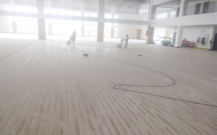 22厚體育運(yùn)動(dòng)地板一平米價(jià)格