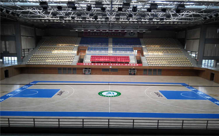 拼接板籃球場(chǎng)實(shí)木地板價(jià)格是多少錢(qián)？