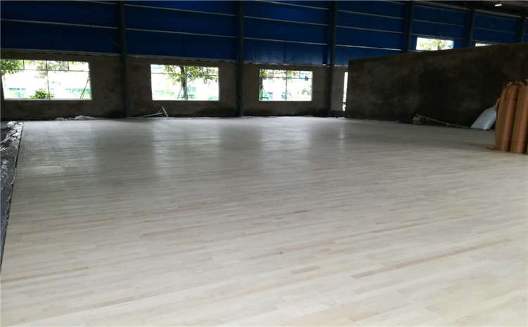 學(xué)校體育館實木地板結(jié)構(gòu)