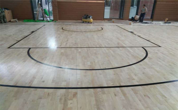 柞木實木運動地板價格是多少錢？