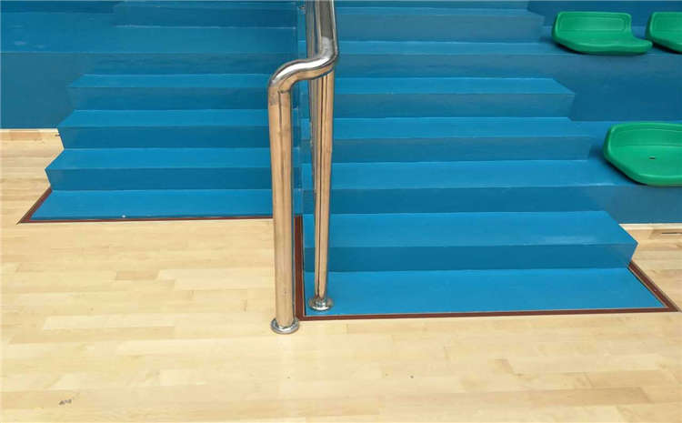 楓樺木籃球場木地板一般多少錢？