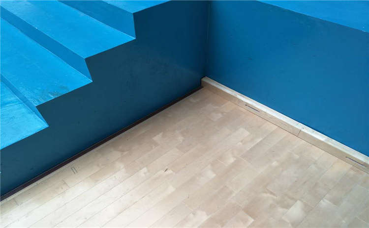 學(xué)校舞臺運(yùn)動木地板怎么維修？