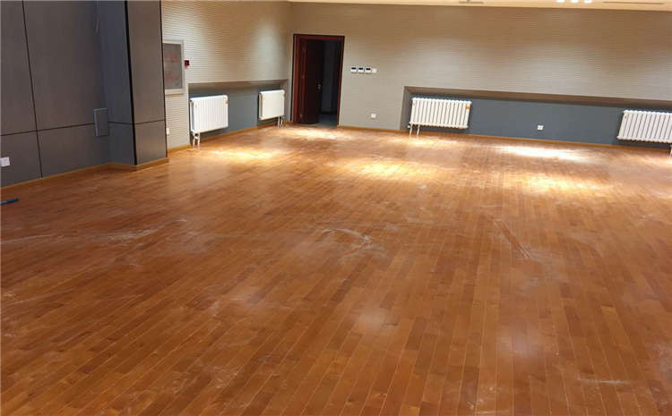 指接板木地板籃球場結(jié)構(gòu)