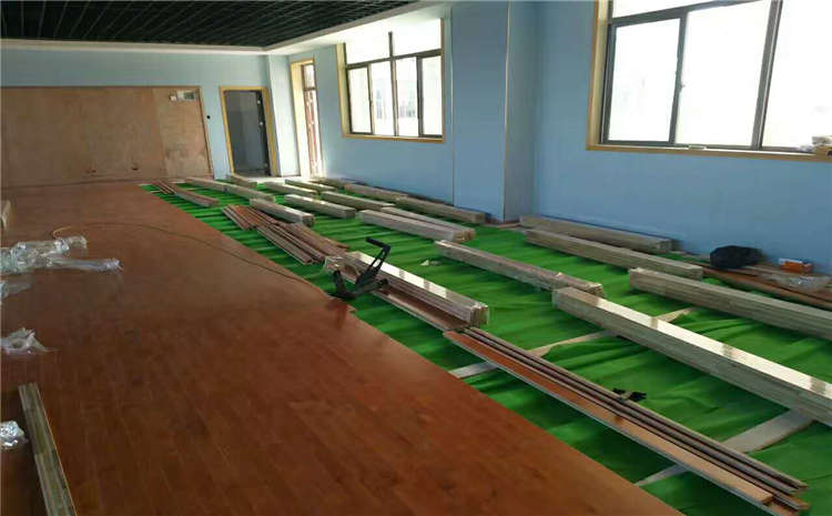 20厚排球館木地板哪個品牌好？