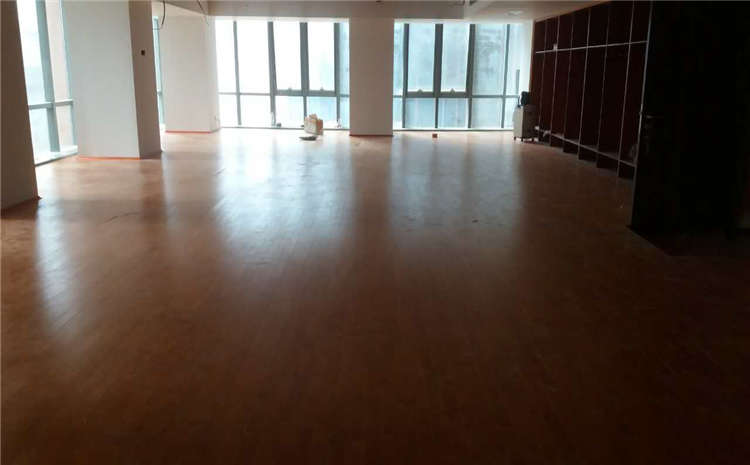 指接板實(shí)木運(yùn)動(dòng)地板怎么保養(yǎng)？