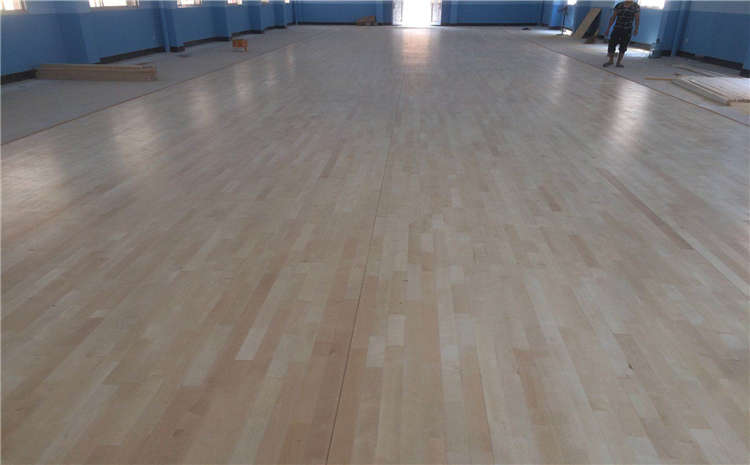 南寧楓木實(shí)木運(yùn)動地板哪個(gè)品牌好