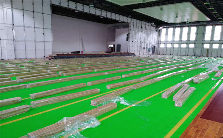 22厚舞臺(tái)運(yùn)動(dòng)木地板報(bào)價(jià)