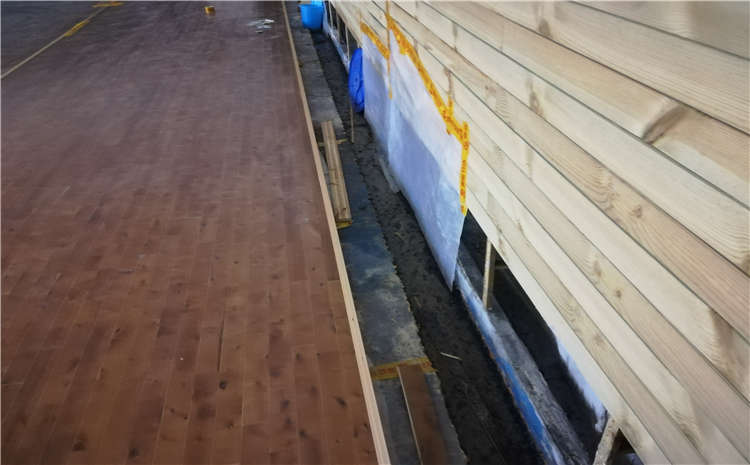 實(shí)木運(yùn)動(dòng)地板結(jié)構(gòu)是怎樣組成的