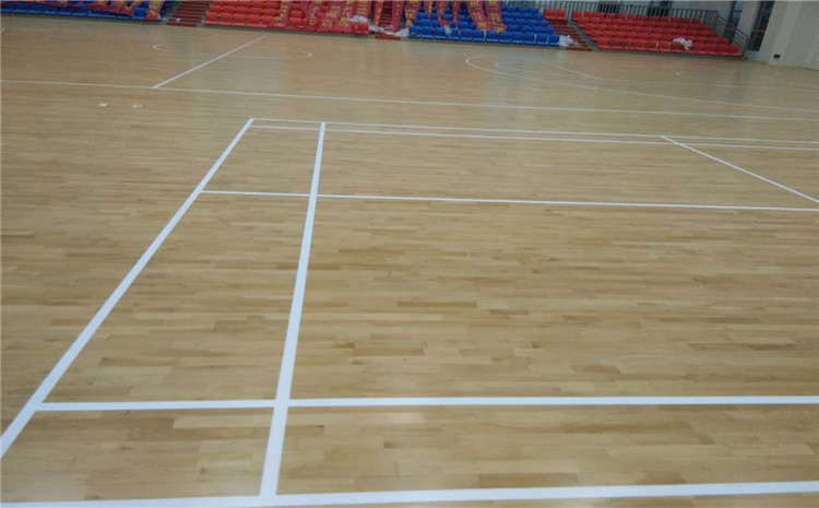 24厚風雨操場運動地板哪個牌子好？
