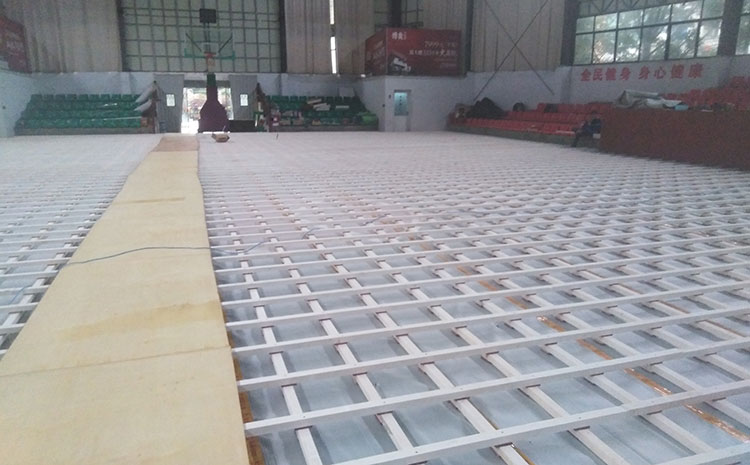 造價(jià)是的多少？學(xué)校體育運(yùn)動(dòng)地板