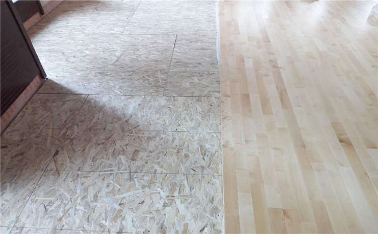 拼接板風(fēng)雨操場地板市場價(jià)格表