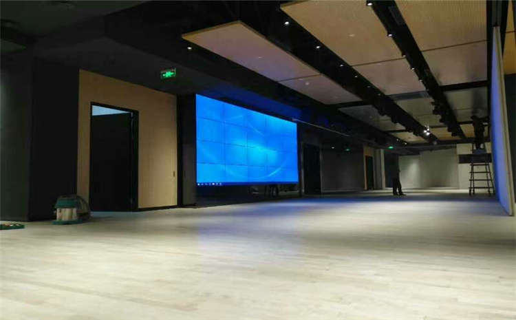 烏魯木齊硬木企口實(shí)木運(yùn)動(dòng)地板批發(fā)