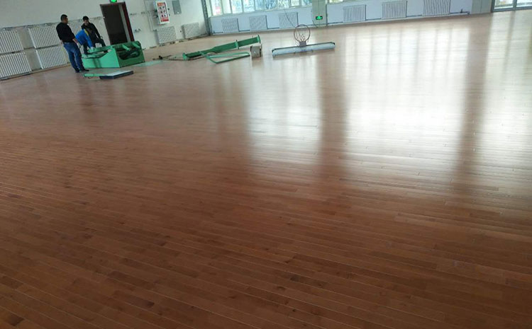 學(xué)校籃球場地木地板圖片及價格