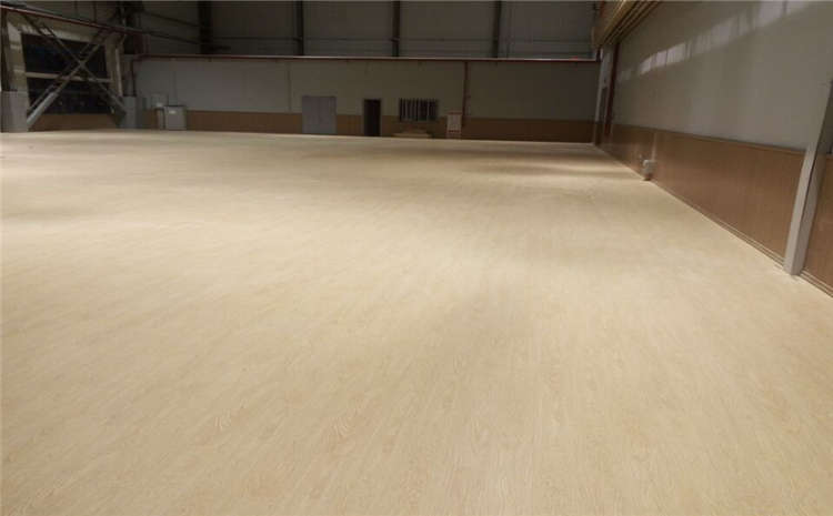 柞木風(fēng)雨操場(chǎng)運(yùn)動(dòng)地板造價(jià)是的多少？