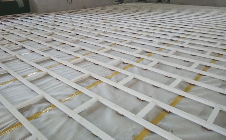 硬木企口體育館實(shí)木地板多少錢(qián)一平米？