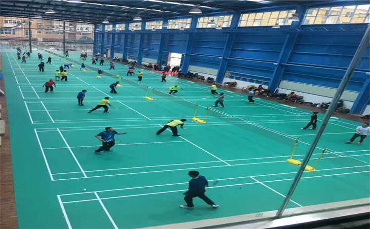 學校籃球館木地板雙層龍骨結構