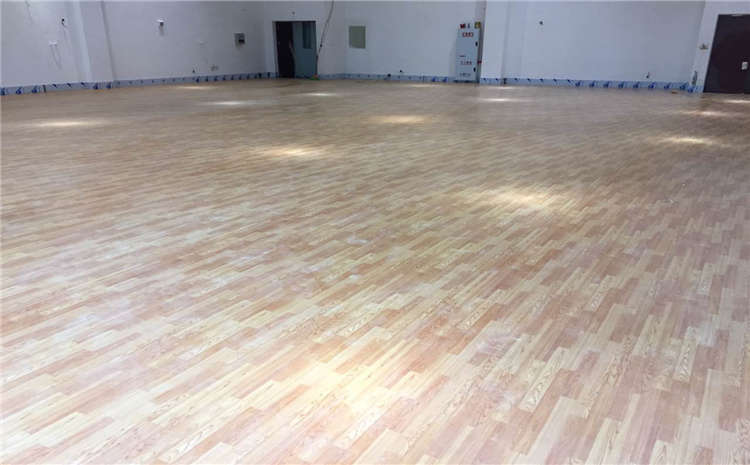 指接板舞臺(tái)實(shí)木地板價(jià)格是多少錢?