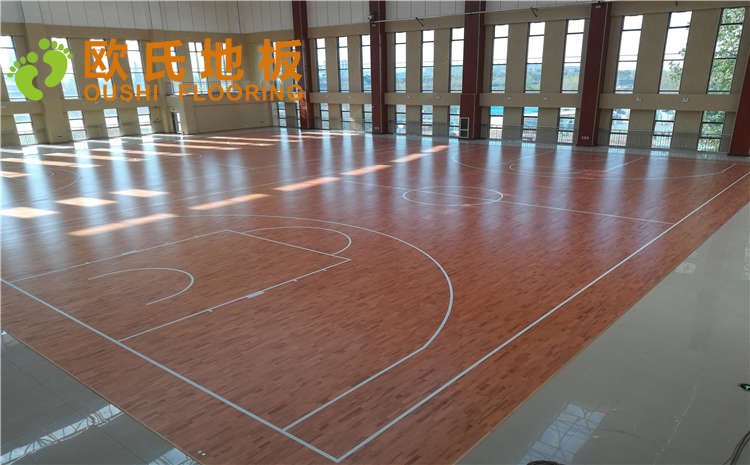 山東濰坊臨朐縣體育中心木地板